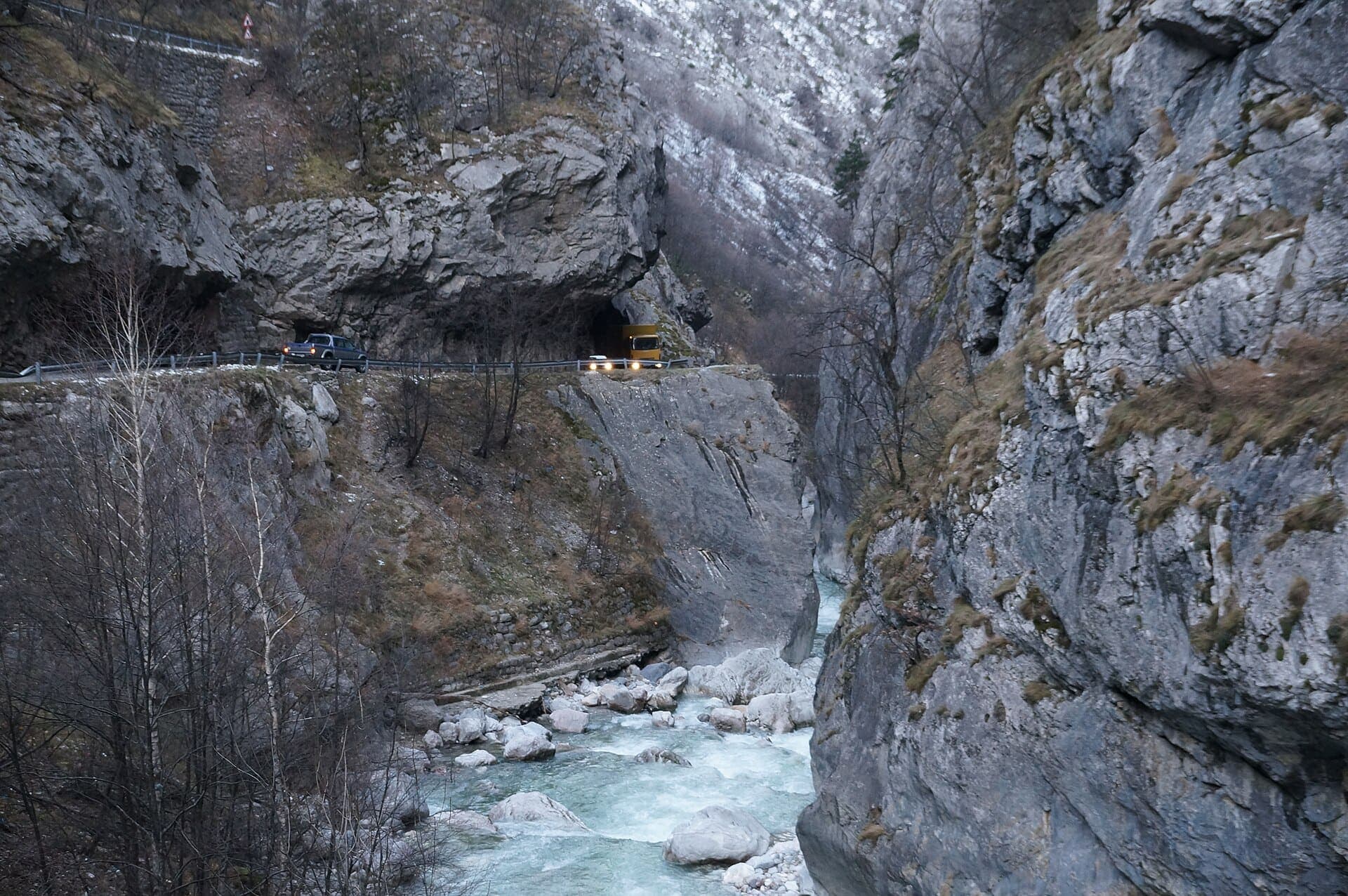 Via ferrata në grykën e Rugovës